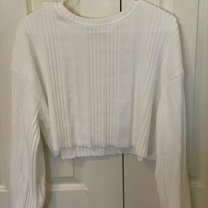 White crop long sleeve